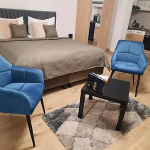  Apartman Danube Apartman